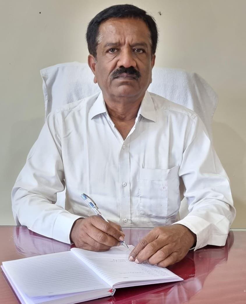 Principal Dr. Sunil Cholke